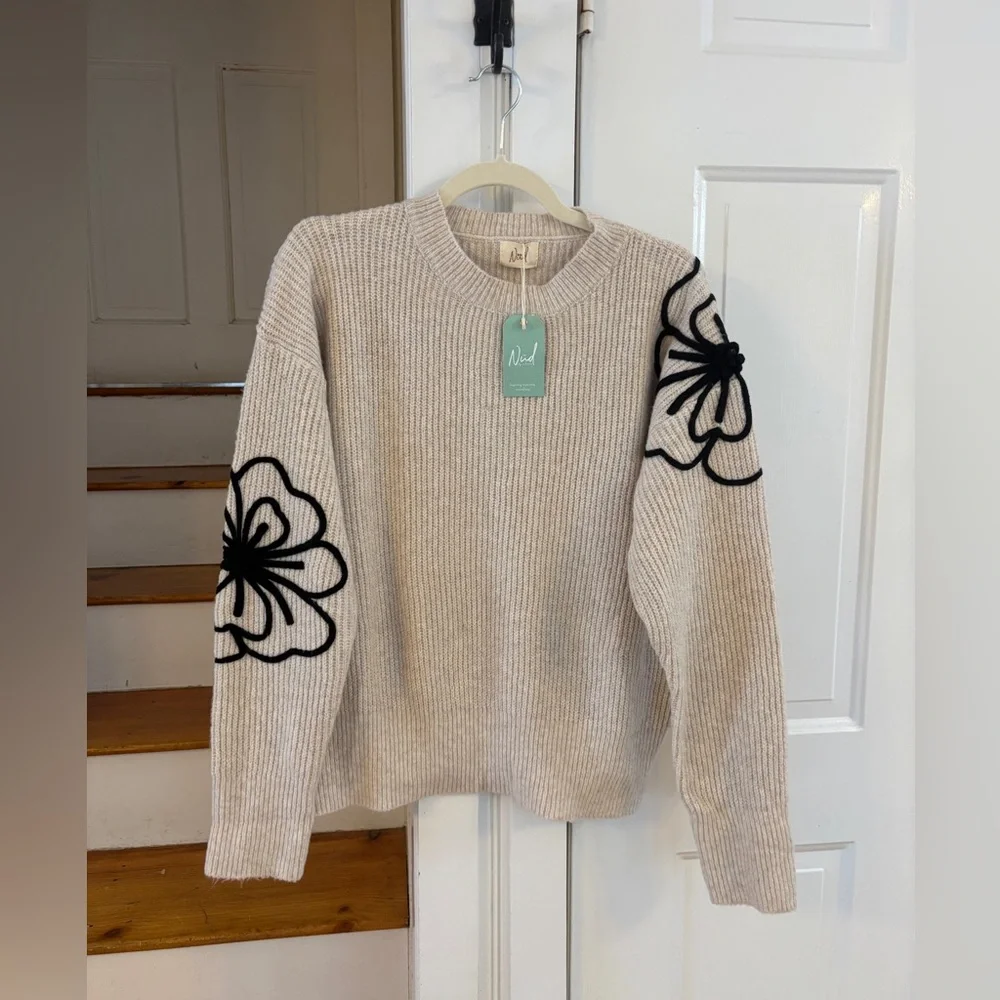 NKN Nekane Contrast Flower Sweater S/M cozy, winter, soft, Cabincore NWT - Picture 3 of 5